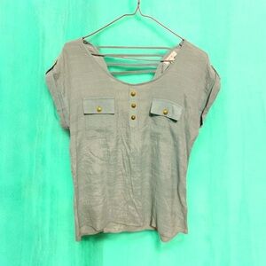 Women's seafoam green linen button up blouse
